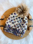 Load image into Gallery viewer, Lotus flower Toque - Knitted
