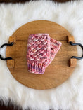 Load image into Gallery viewer, Knitted Fingerless Mitts