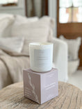 Load image into Gallery viewer, Dahlia Petals & Sandalwood | Coconut Wax Candle