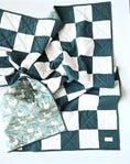 Load image into Gallery viewer, Silly Goose Throw Quilt