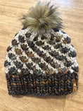 Load image into Gallery viewer, Lotus flower Toque - Knitted
