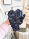 Load image into Gallery viewer, Merino Wool Mittens
