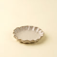 Load image into Gallery viewer, Petal Dish

