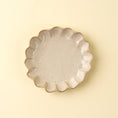 Load image into Gallery viewer, Petal Dish
