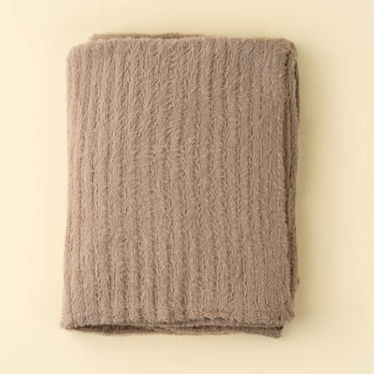 Snug Throw - Tuffet